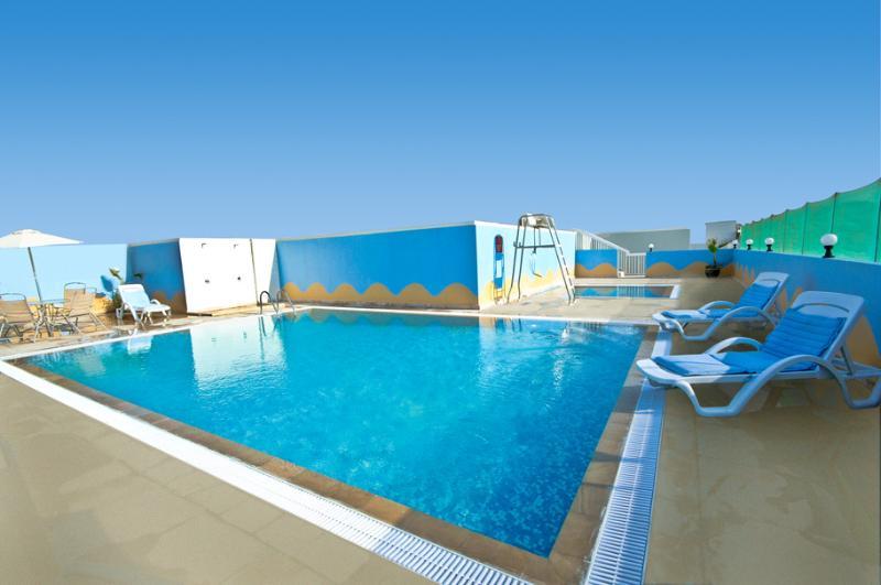 Golden Square Hotel Apartments 두바이 외부 사진