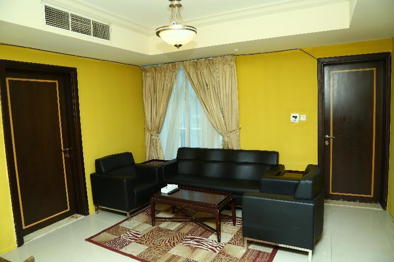 Golden Square Hotel Apartments 두바이 외부 사진