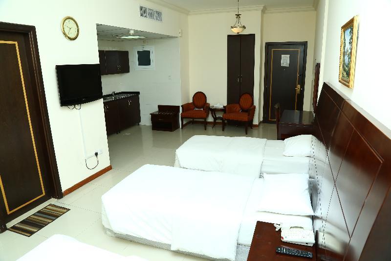 Golden Square Hotel Apartments 두바이 외부 사진