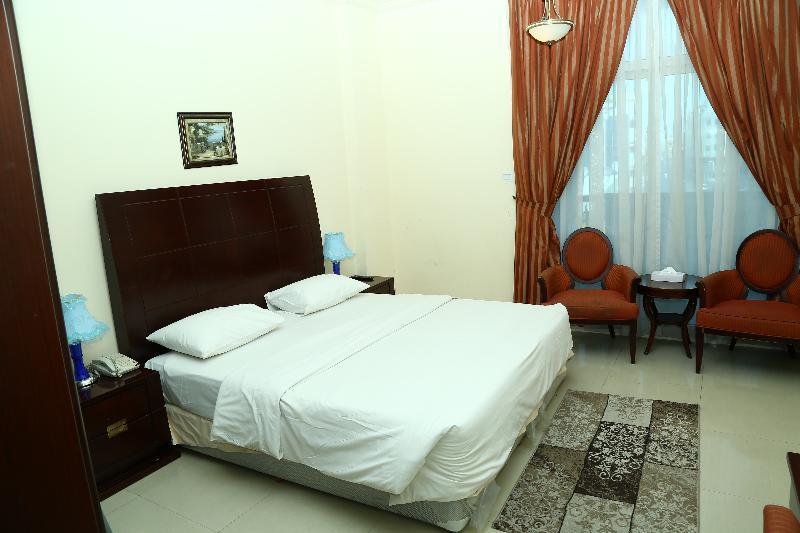 Golden Square Hotel Apartments 두바이 외부 사진