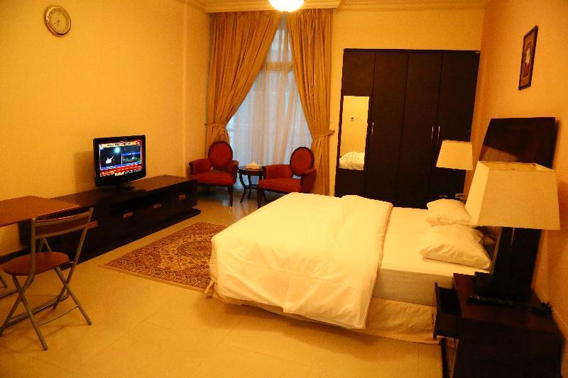 Golden Square Hotel Apartments 두바이 외부 사진